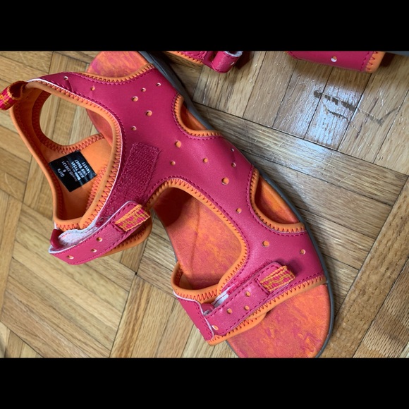 L.L Bean Pink Orange Velcro Hiking Camping Sandals Size 6 - Picture 9 of 13